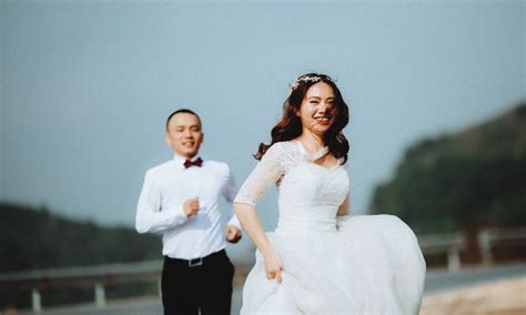 男女差4歲|夫妻要相差幾歲才最幸福？ 讓研究告訴你 